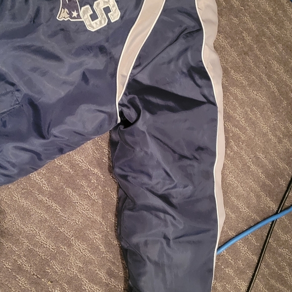 NFL New England Patriots Size L made by GIII Jacket - Picture 5 of 12